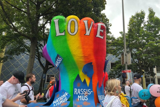 Der Christopher Street Day zieht heute durch Dortmund.