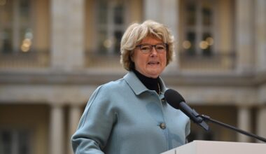 Einladung zum Gottesdienst mit Monika Grütters