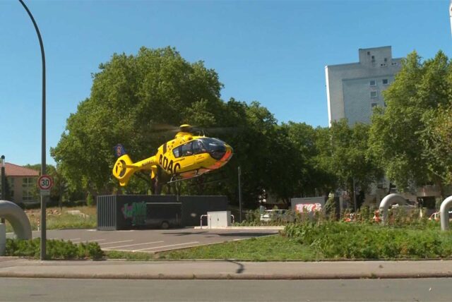 Ein Rettungshubschrauber ist am Montag in Dorstfeld gelandet.