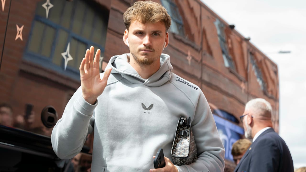 1. FC Köln: 10-Mio-Transfer offiziell: Darum wollte van den Berg nur nach Köln | Sport