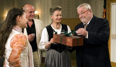 Nach mehr als 30 Jahren in TV-Serie: Urgestein der „Fallers“ hört auf - Schwaebische.de