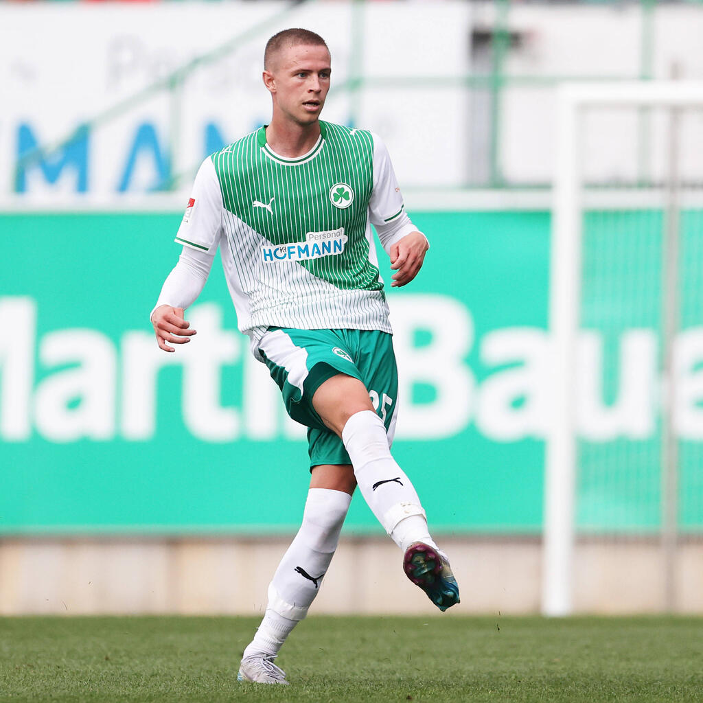 Platz 14: SpVgg Greuther Fürth - Durchschnittsnote: 3,76
