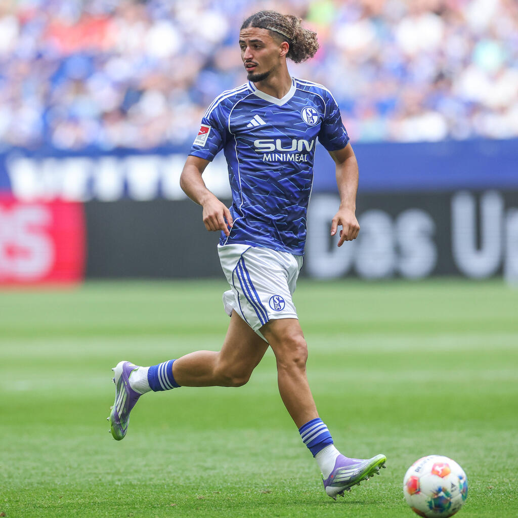 Platz 1: FC Schalke 04 - Durchschnittsnote: 2,78
