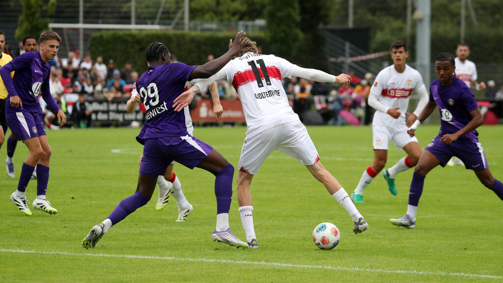 VfB Stuttgart | Lässiger Woltemade-Assist bei Kantersieg