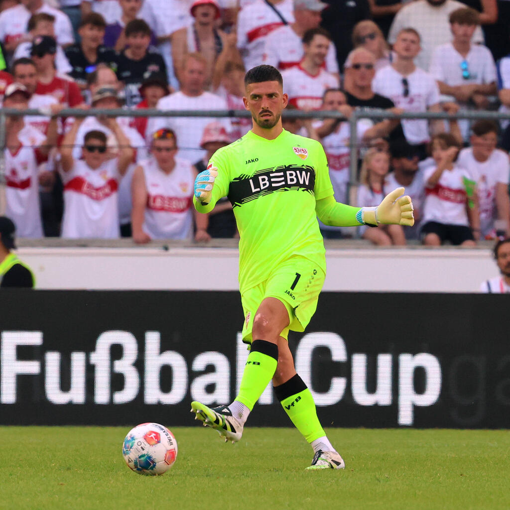 VfB Stuttgart - TOR: Fabian Bredlow - Note: 3,5