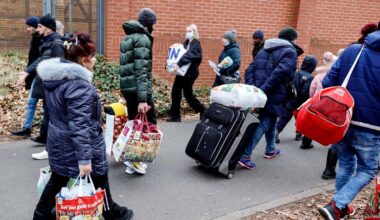 Wieviel Geld bekommen ukrainische Flüchtlinge in Europa? – DW – 04.08.2025