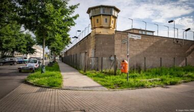 Berlin und das Mahnmal für die Opfer des Kommunismus – DW – 21.08.2025