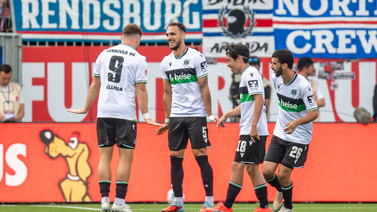 Hannover 96: 2:1 in Kiel! Hannover feiert mit Schnuller-Jubel und Pinguin-Tanz | Sport