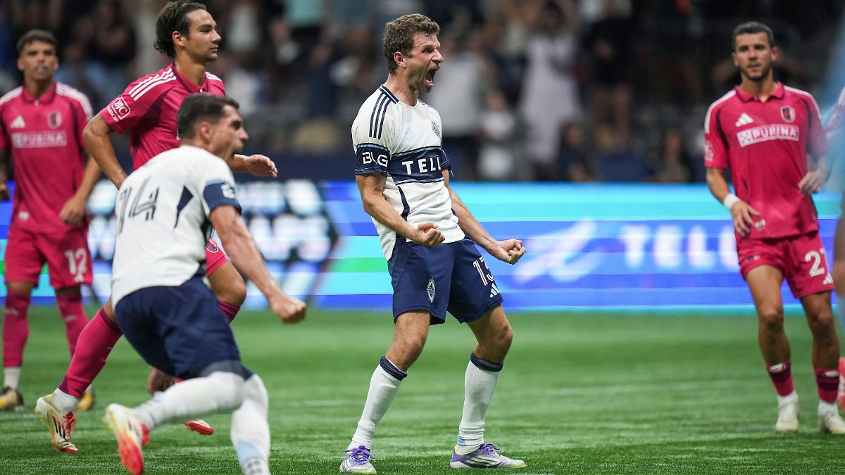"Ein unbeschreibliches Gefühl": Thomas Müller krönt Startelf-Debüt in der 104. Minute