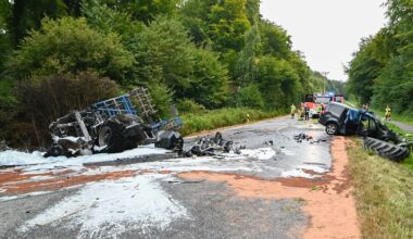 Schleswig-Holstein: Autofahrer stirbt bei Unfall mit Traktor | Regional