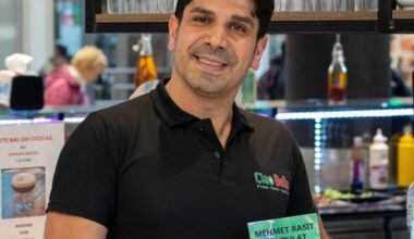 Neubrandenburger Gastronom erzählt seine Lebensgeschichte in einem Buch