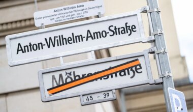Die Umbenennung der Mohrenstraße ist eine krampfhafte Verrenkung - Meinung