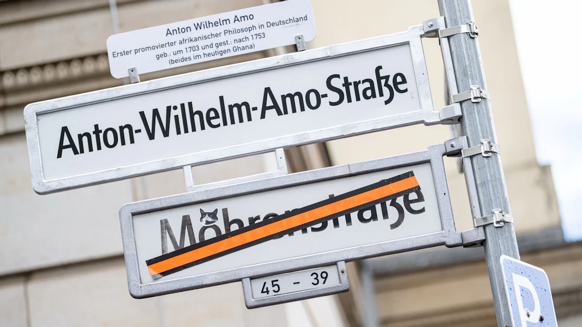 Die Umbenennung der Mohrenstraße ist eine krampfhafte Verrenkung - Meinung