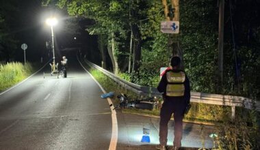 Motorradfahrer nach Unfall in Lebensgefahr