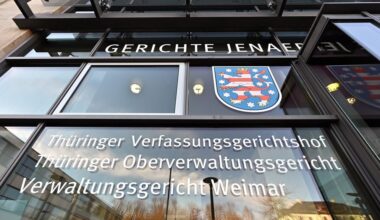 Verwaltungsgerichte: Wenn Asylakten überquellen: Justiz holt externe Kräfte