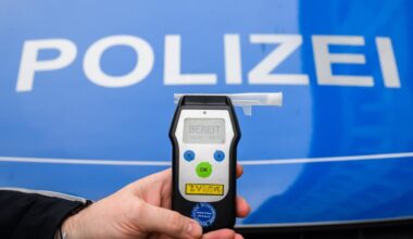 Polizei kontrolliert Lkw-Fahrer auf Parkplatz in Augsburg: Er hatte 2,9 Promille