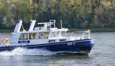 Großeinsatz auf dem Rhein zwischen Mainz und Wiesbaden