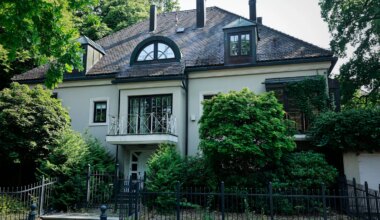 Villa in München: Anwohner wehren sich gegen Kita – nun soll ein Asylheim kommen - München