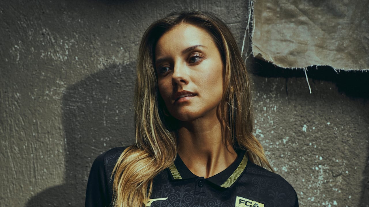 Hummels-Freundin modelt für Bundesliga-Klub – Neues Sondertrikot | Sport