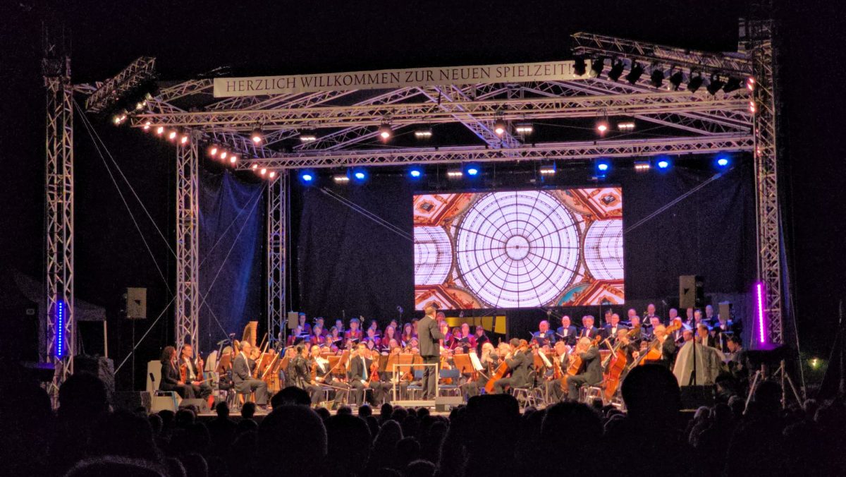 Laternenfest in Halle startet emotional – OB Vogt eröffnet „sein“ Kindheitsfest mit großem Appell an die Stadt – Du bist Halle