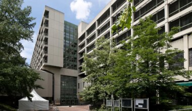 Millionen-Immobilie in München: Freistaat will Strafjustizzentrum in der Nymphenburger Straße verkaufen - München