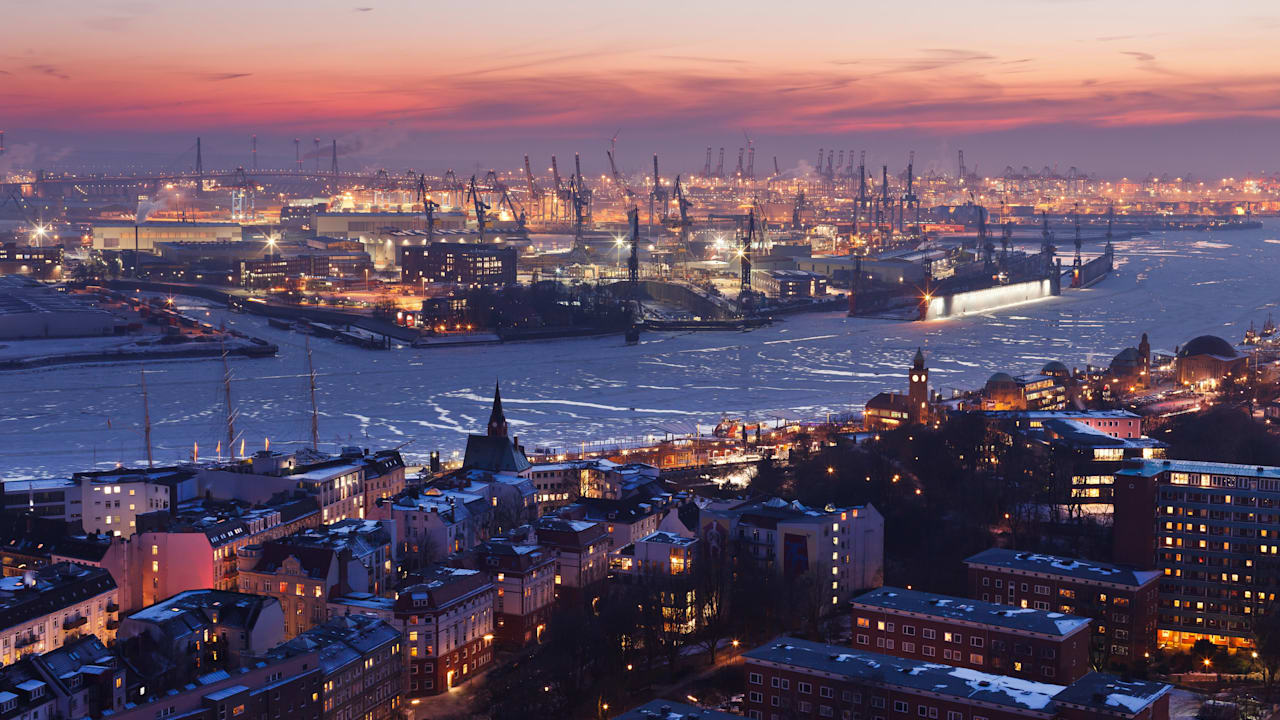 Volksentscheid: Erhält Hamburg einen härteren Klima-Fahrplan? | Regional