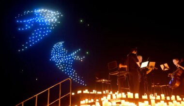 München: Drohnenkunst und Musik auf der Galopprennbahn - München