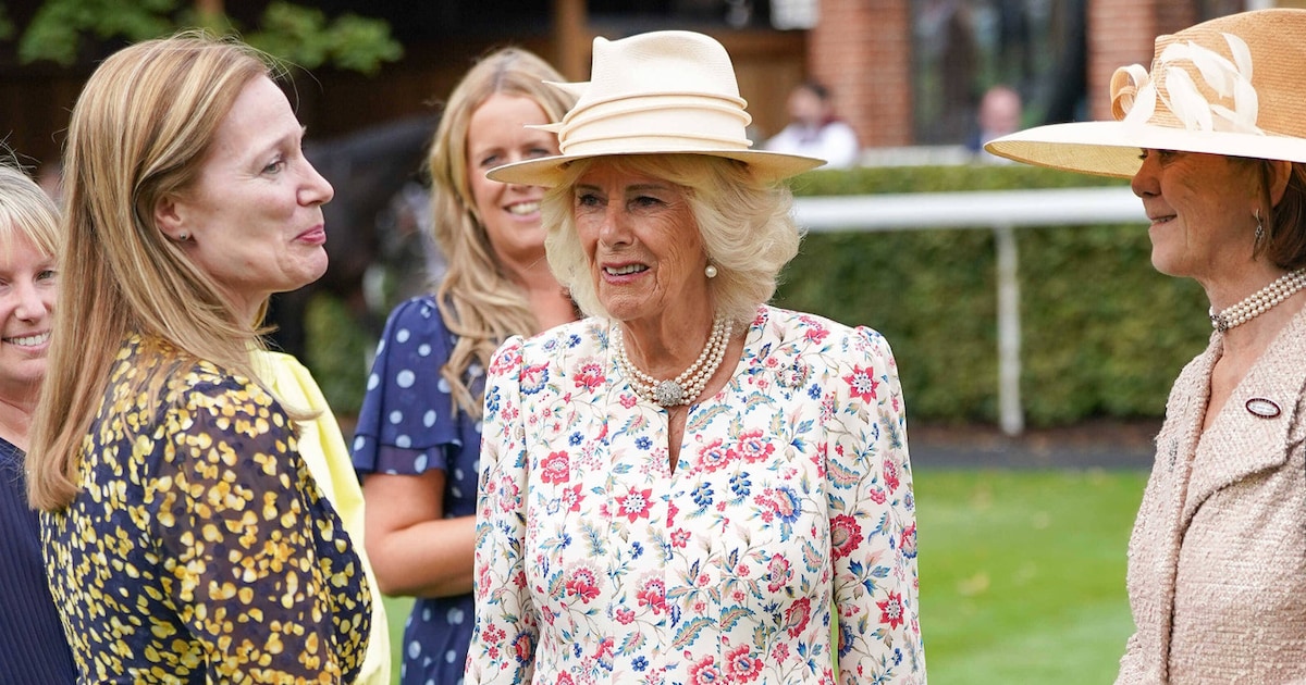 Königin Camilla unterbricht Sommerurlaub für Trip ohne König Charles