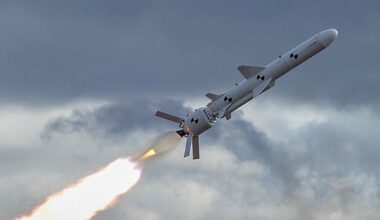 Zum Schutz gegen Russland: Könnte die Ukraine eine eigene Atombombe bauen?