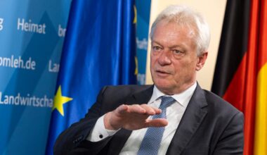 Agrarminister Rainer: „Ich schreibe keinem vor, was er zu essen hat“ | Politik