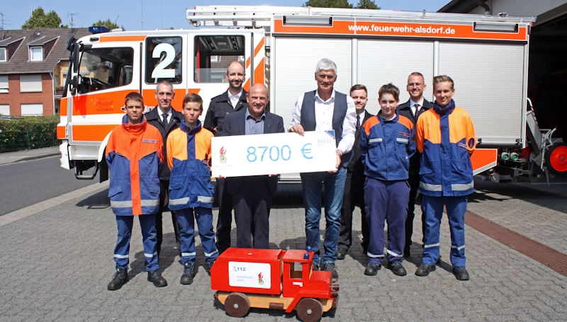 Alsdorfer Jugendfeuerwehr freut sich über eine große Spende