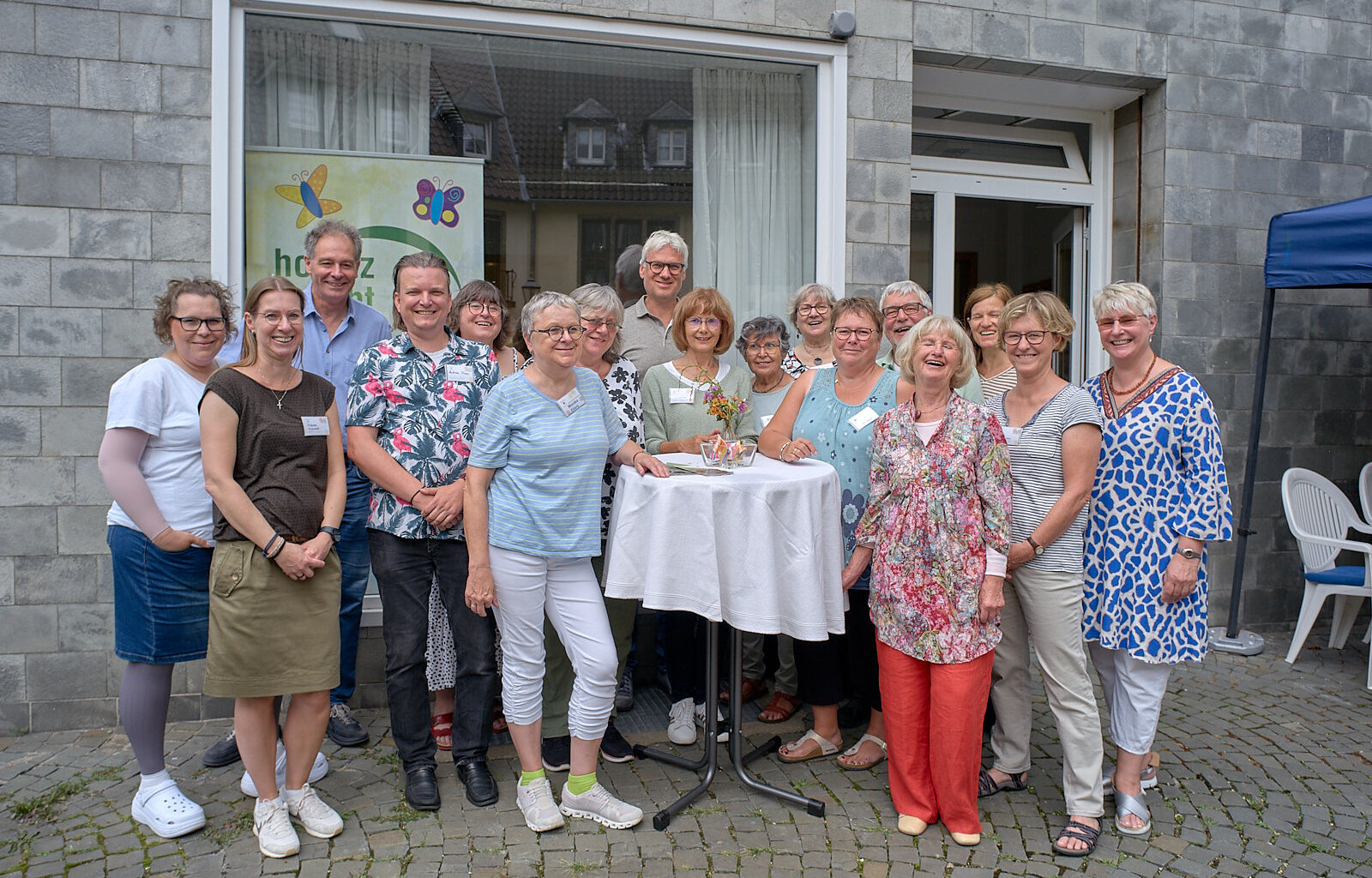 AMBULANTER HOSPIZDIENST LÄDT ZUM GESPRÄCH BEI „FÜREINANDER MITEINANDER“