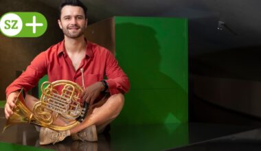 01099-Hornist spielt jetzt an der Dresdner Staatsoperette