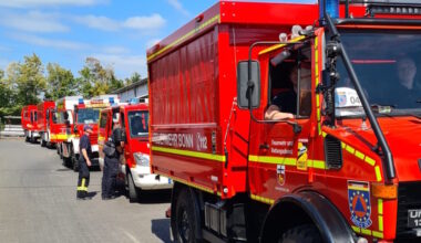 Feuerwehren aus Bonn, Düsseldorf, Leverkusen, Königswinter und Ratingen auf dem Weg zu Waldbrandeinsatz in Spanien
