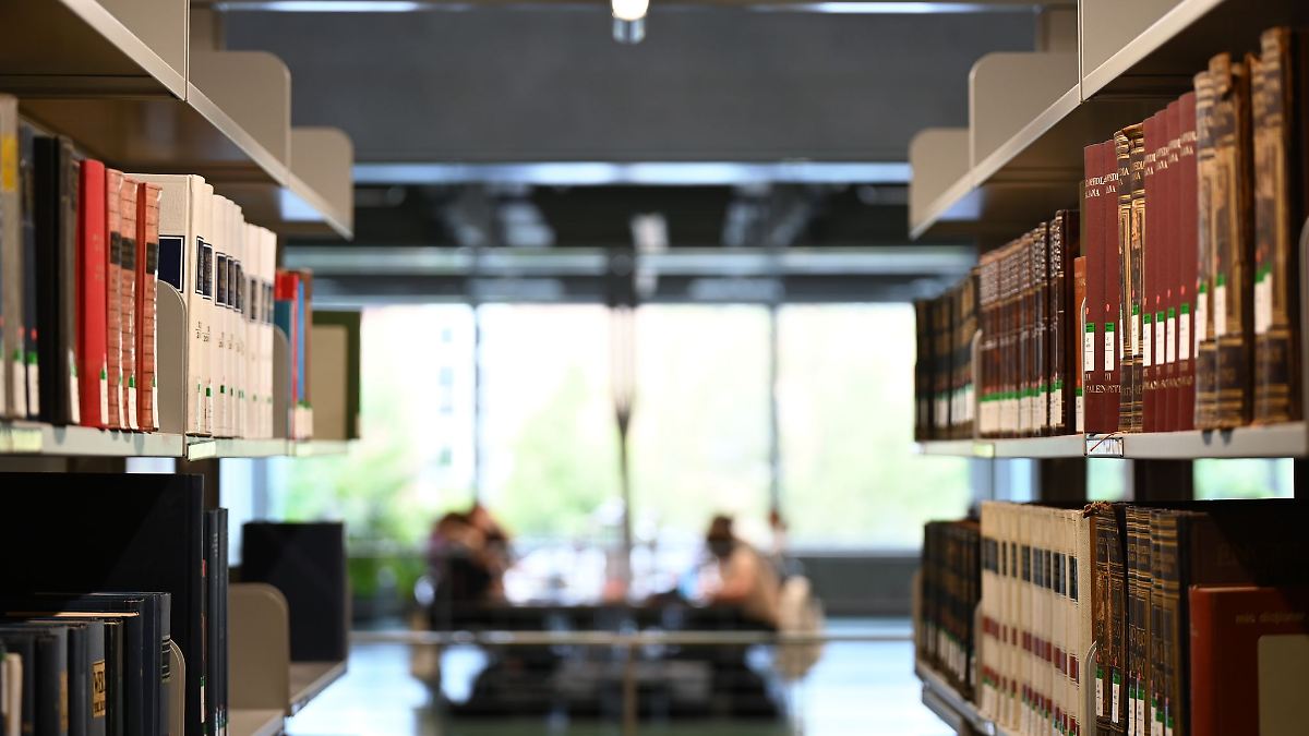 Berlin & Brandenburg: 24-Stunden-Bibliothek lockt Rekordzahl an Studierenden