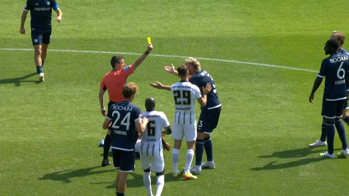 Bochum gegen Elversberg: Schiri zückt 14 Gelbe Karten