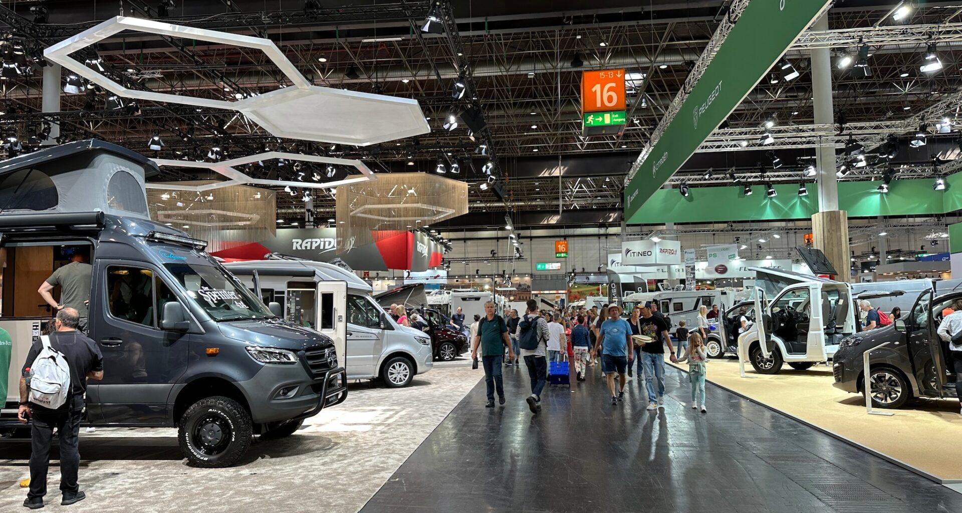 Caravan Salon Düsseldorf: Vanlife, Tech & Travel-Vibes – alle Infos!