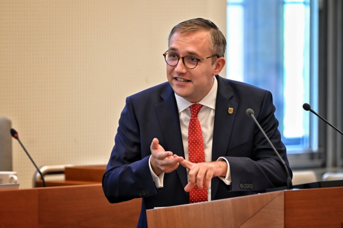 Lacher und Laternen für den Lene-Voigt-Park · Leipziger Zeitung