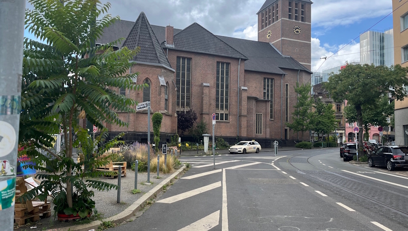 Ideen für mehr Lebensqualität am Sankt-Martin-Platz an der Bilker Kirche