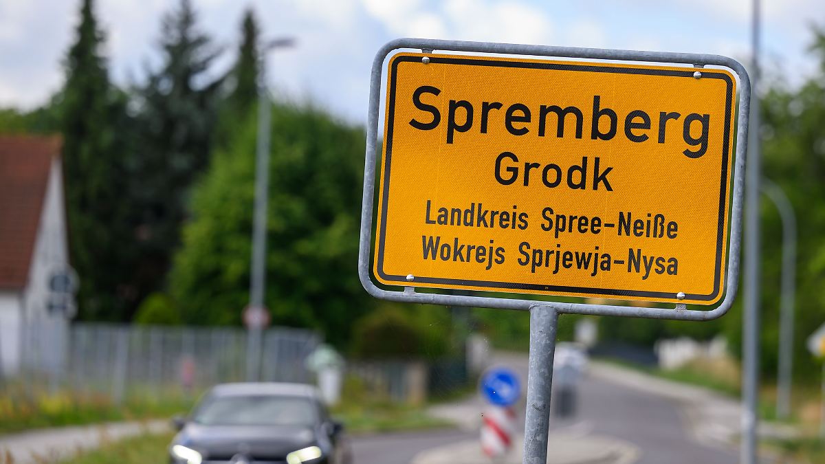 Berlin & Brandenburg: Unteilbar Spremberg demonstriert gegen "Dritten Weg"