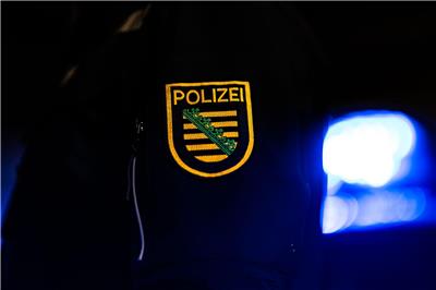 Jugendliche klettern auf Funkmast südlich von Dresden