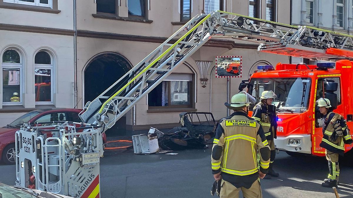 Nordrhein-Westfalen: Feuer in Solinger Wohnhaus - Polizei ermittelt