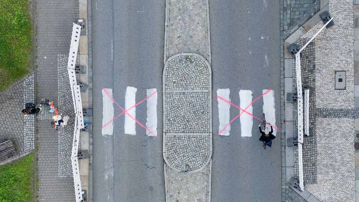 Sachsen: Posse um selbstgemalten Zebrastreifen in Dresden