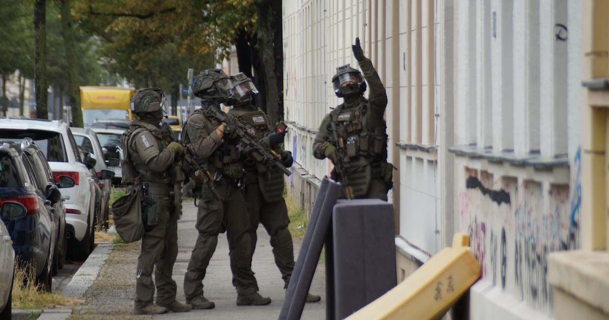 Polizei durchsucht Wohnung eines 60-Jährigen