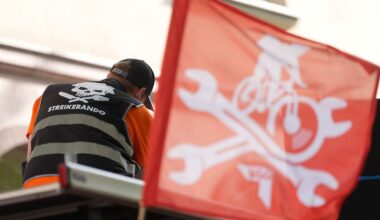 Hamburg & Schleswig-Holstein: Rund 150 Lieferando-Fahrer demonstrieren gegen Entlassung