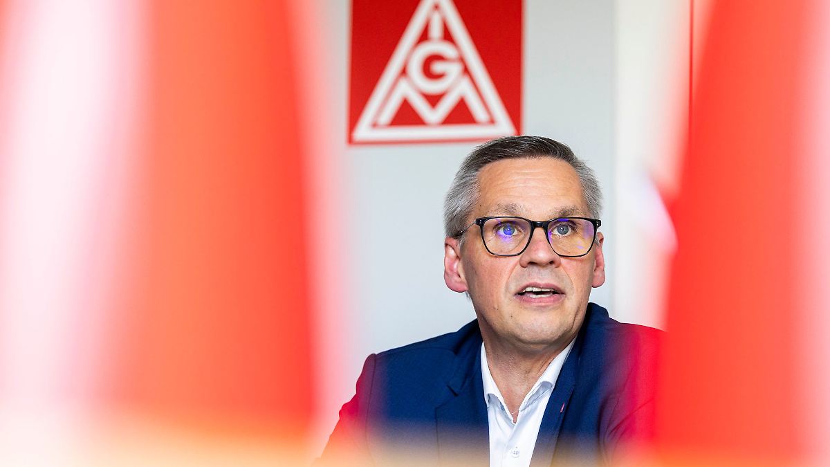 Niedersachsen & Bremen: IG Metall: Andere Nutzung wäre keine Schließung von VW-Werk