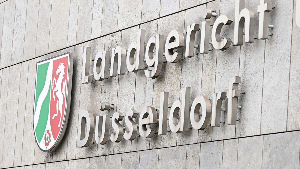 Nordrhein-Westfalen: Trio soll 19-Jährige in Hotel vergewaltigt haben