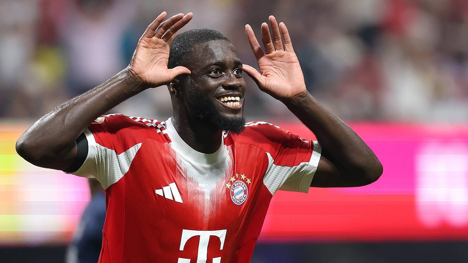 FC Bayern München vs. Olympique Lyon heute live im Free-TV sehen: Wer zeigt / überträgt das Testspiel des FCB im TV und Livestream?