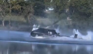 Horror-Crash in Frankreich: Hubschrauber stürzt bei Löscharbeiten in See
