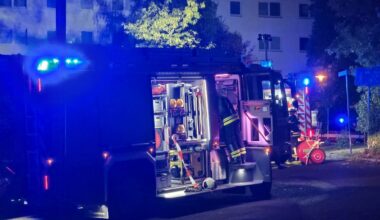 vermutlich E-Scooter-Akku in Brand geraten, Feuerwehr muss Mieter per Drehleiter retten – Du bist Halle